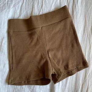Zara Ribbed Shorts